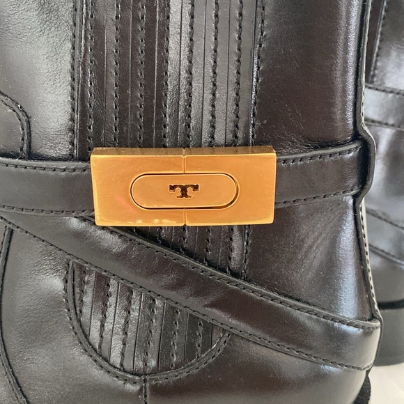 Tory Burch T-hardware chelsea boot black size 6 EUC - Picture 10 of 14